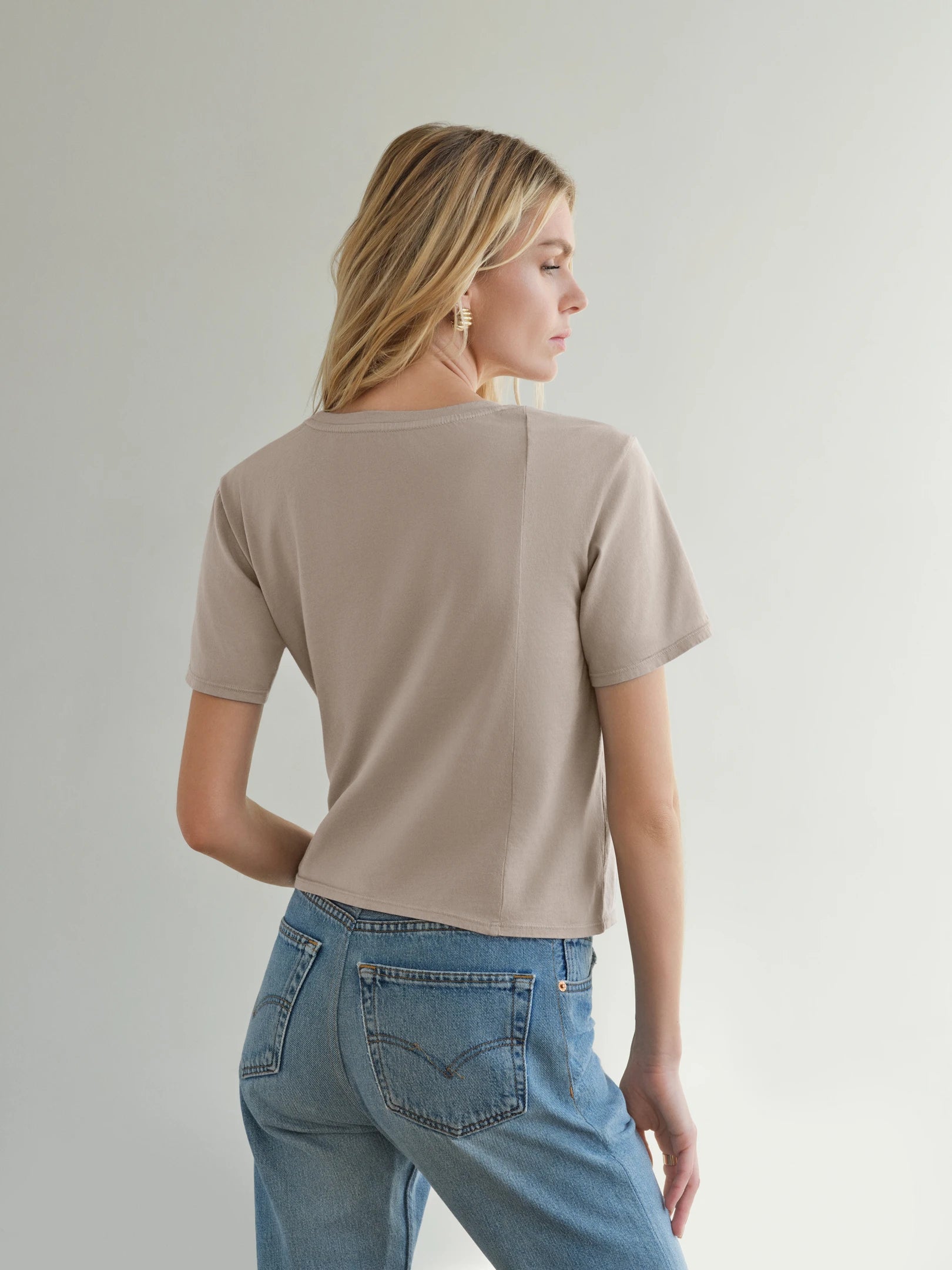 #color_Oyster Tan