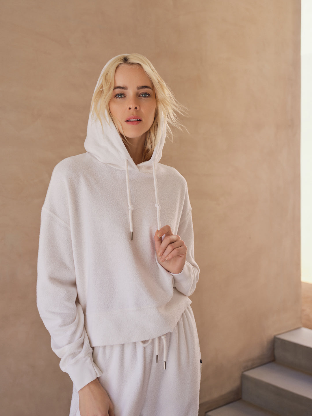 MiniLux Brushed Crop Hoodie in Creme