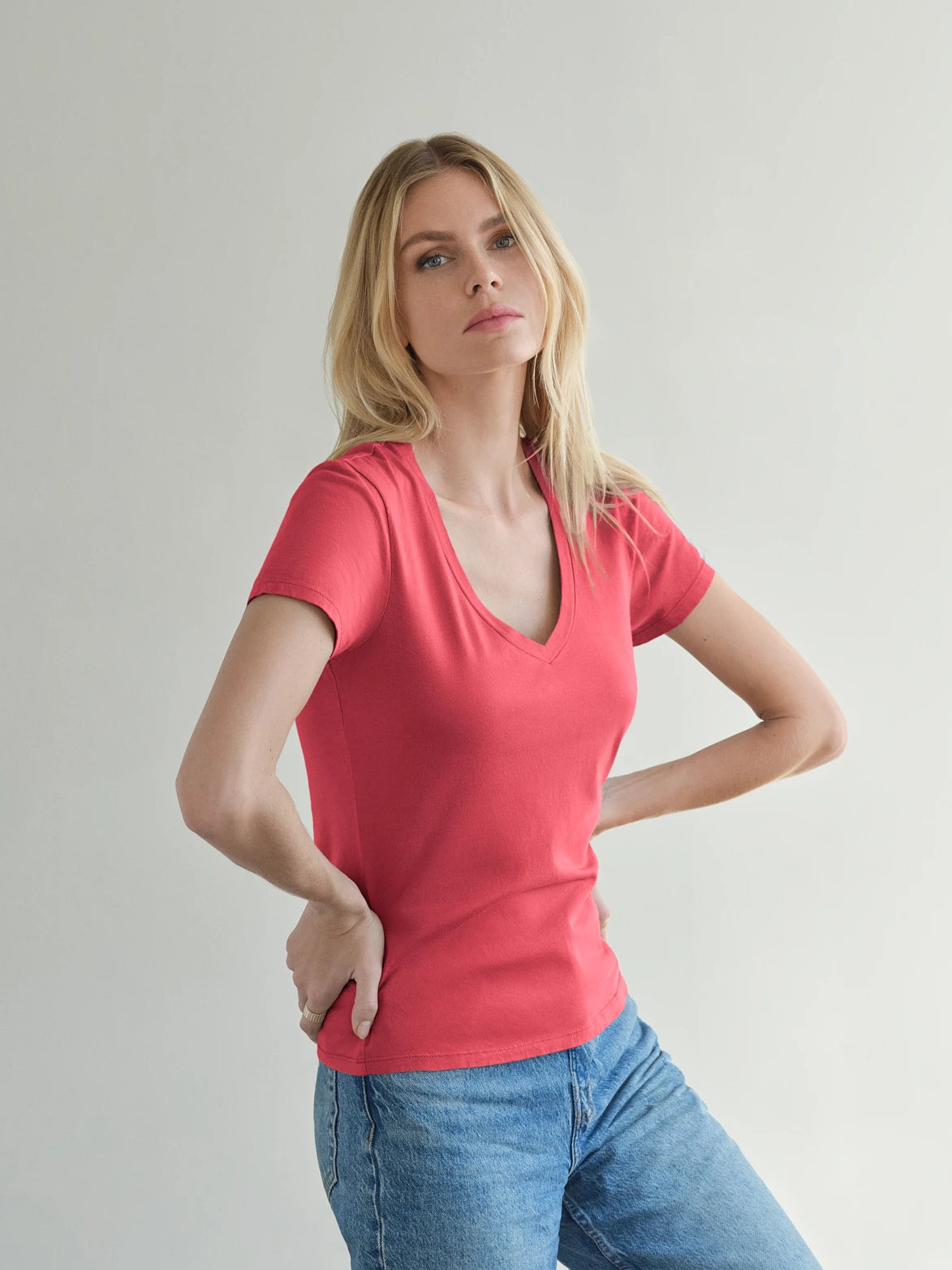 #color_Flamenco Coral