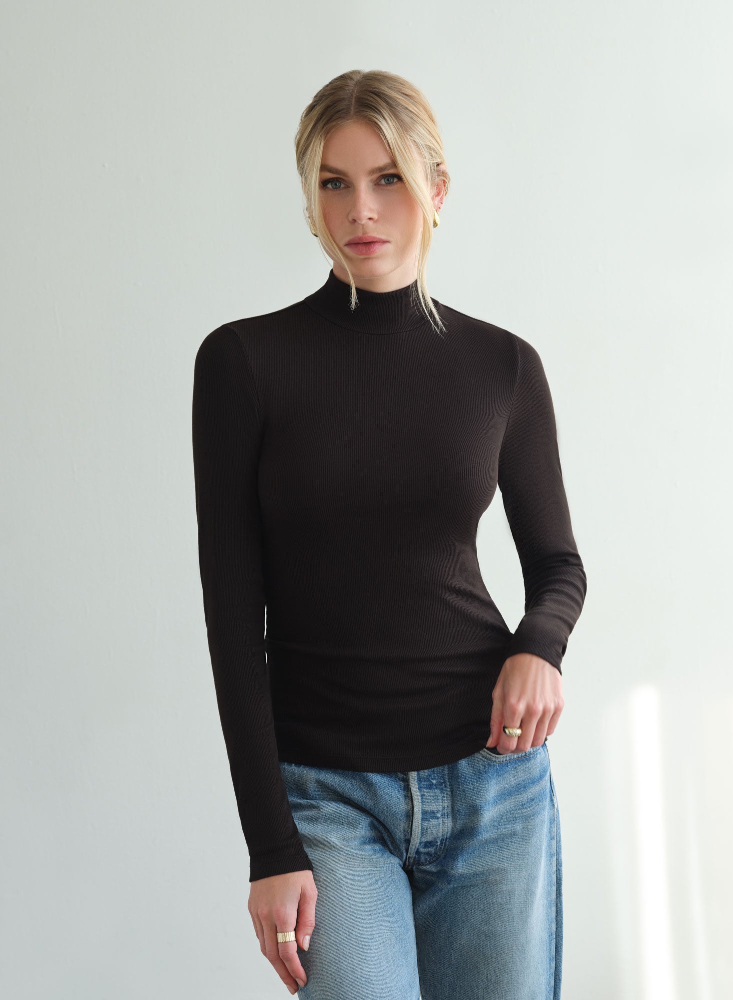 MiniRib Mockneck Tee | Black