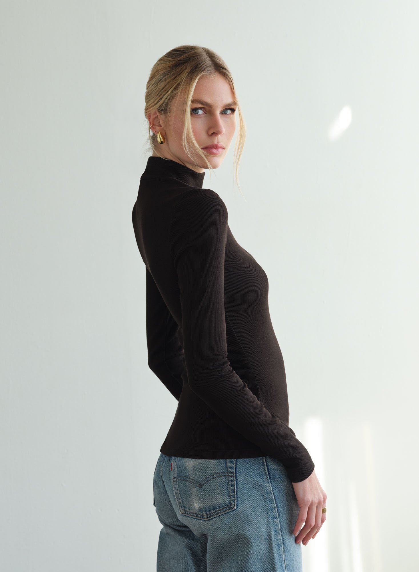 MiniRib Mockneck Tee | Black