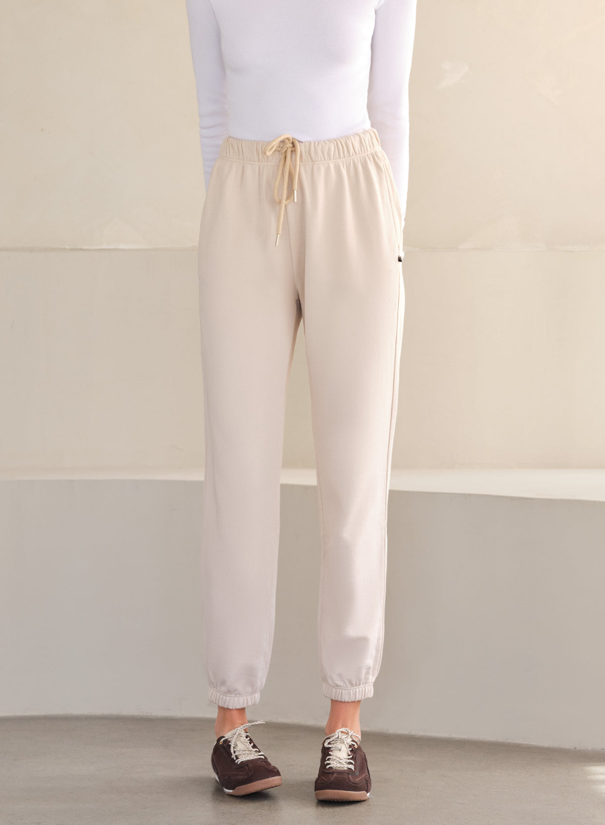 MiniLux Vintage Jogger | Almond