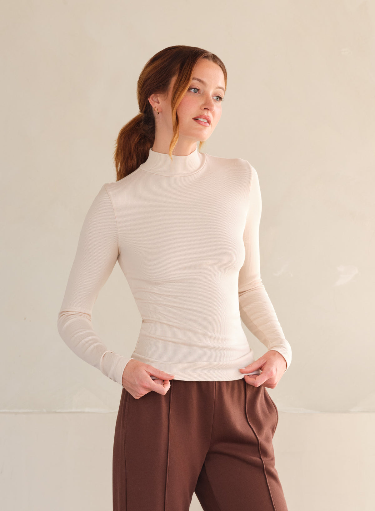 MiniRib Mockneck Tee | Almond
