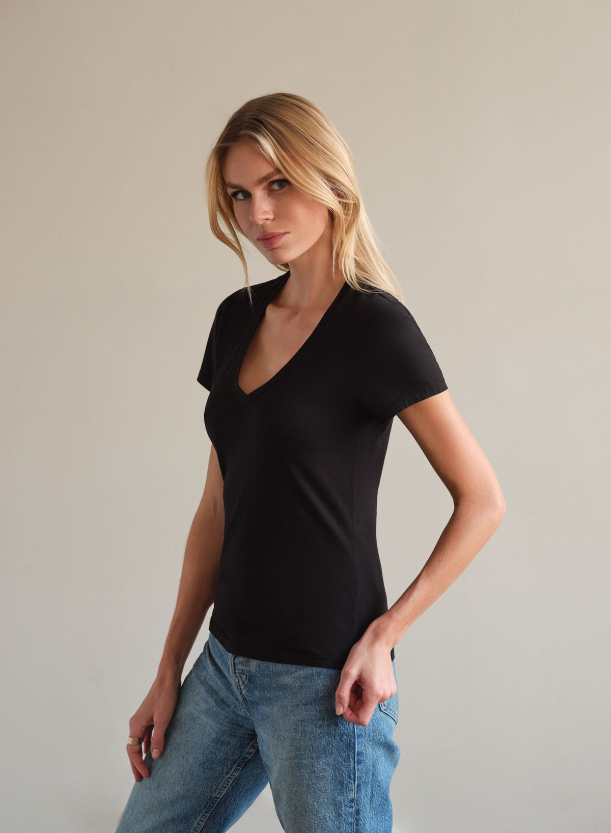 MiniJersey V-Neck Tee | Black