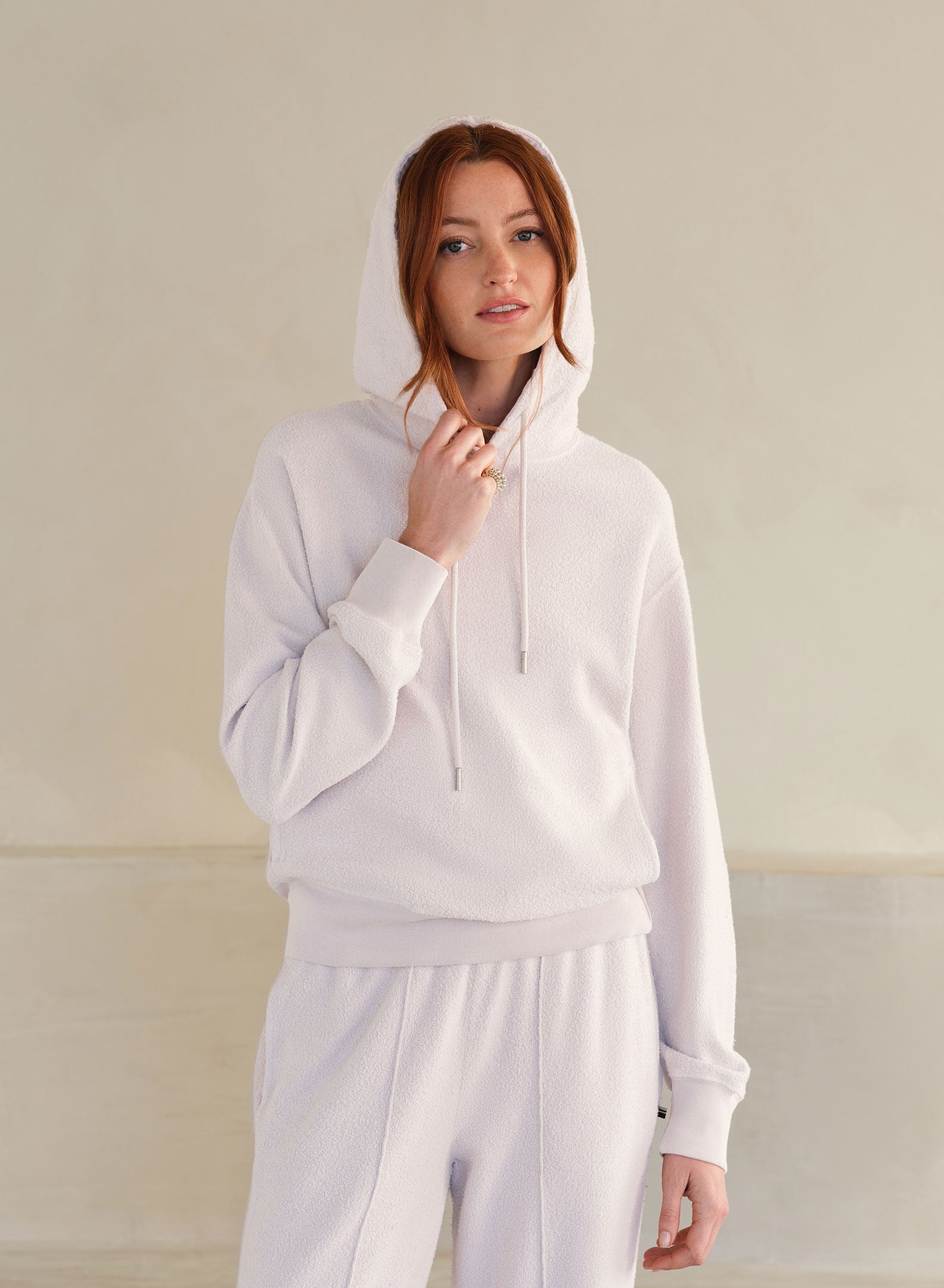 MiniLux Brushed Pocket Hoodie | Creme
